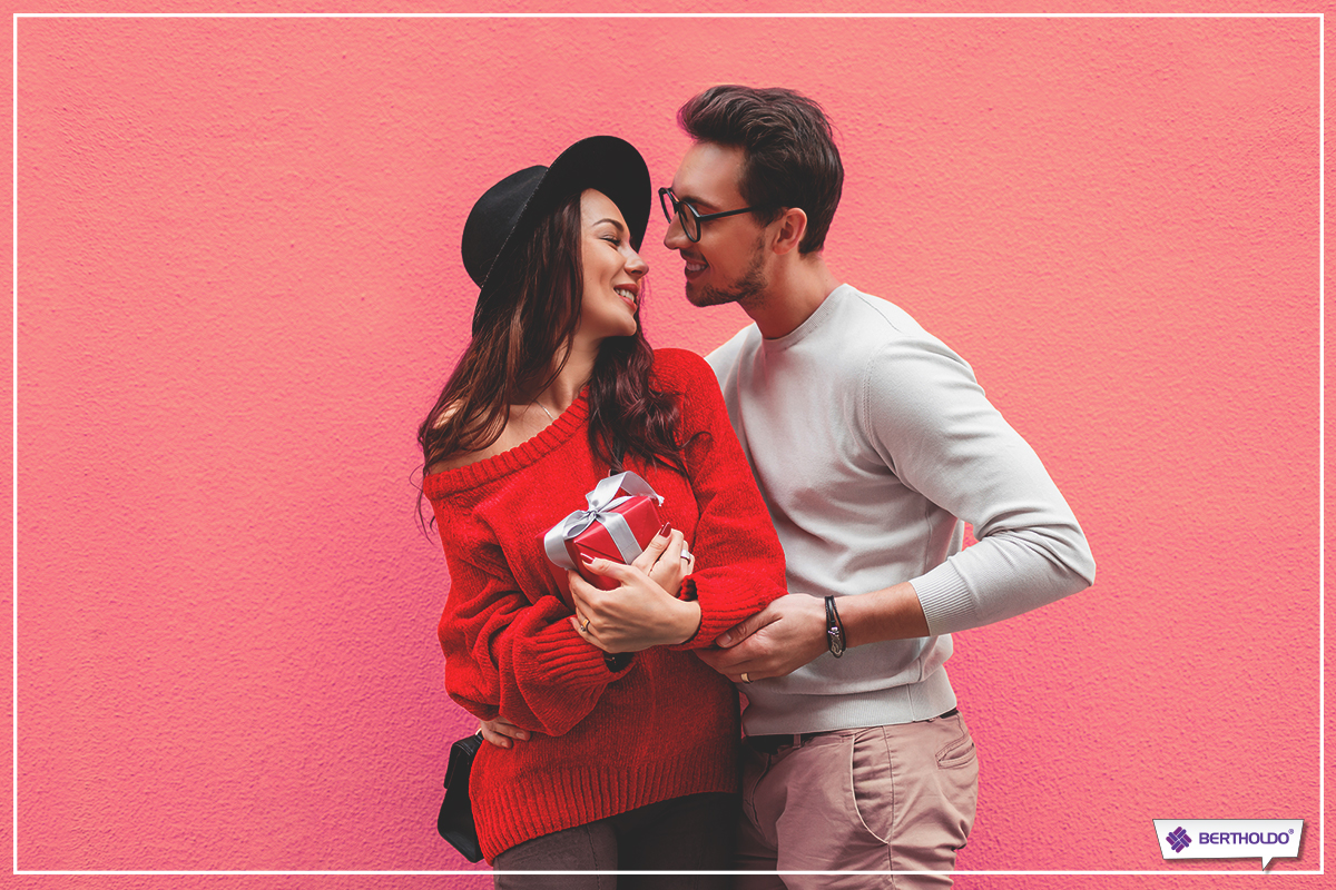 Dia dos namorados -vendas no e-commerce Dia dos namorados -vendas no e-commerce