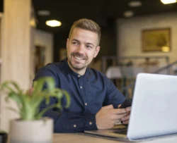 M-commerce: entenda o que é e suas vantagens para o negócio