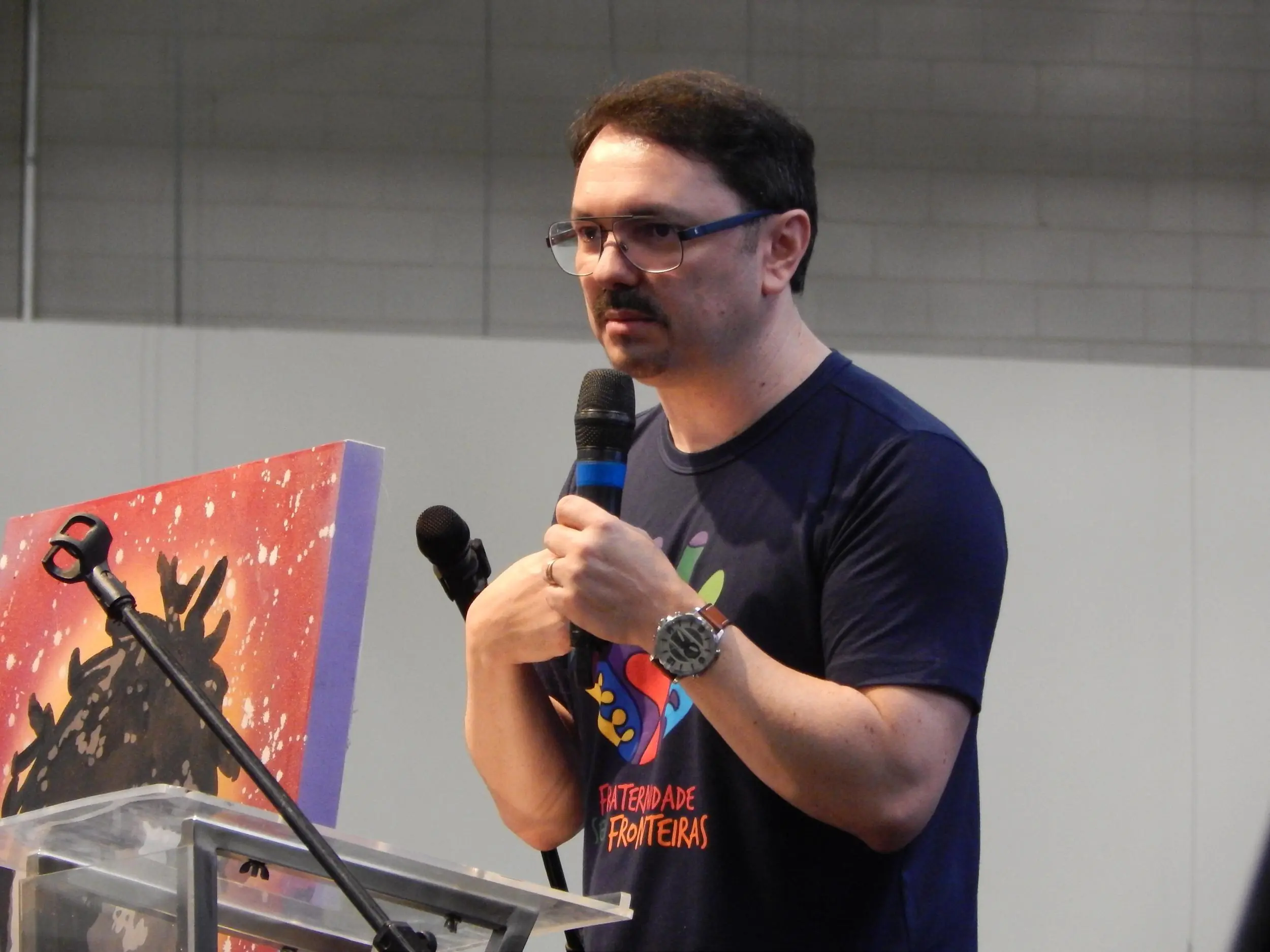 Psicólogo e escritor Rossandro Klinjey