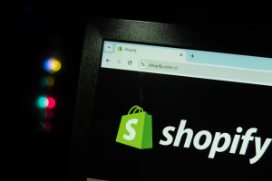 Shopify ou Shopify Plus? Veja quando vale a pena fazer um upgrade