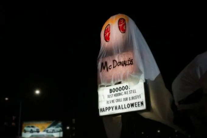 No digital, o Burger King tornou-se referência ao subverter sua maior concorrente